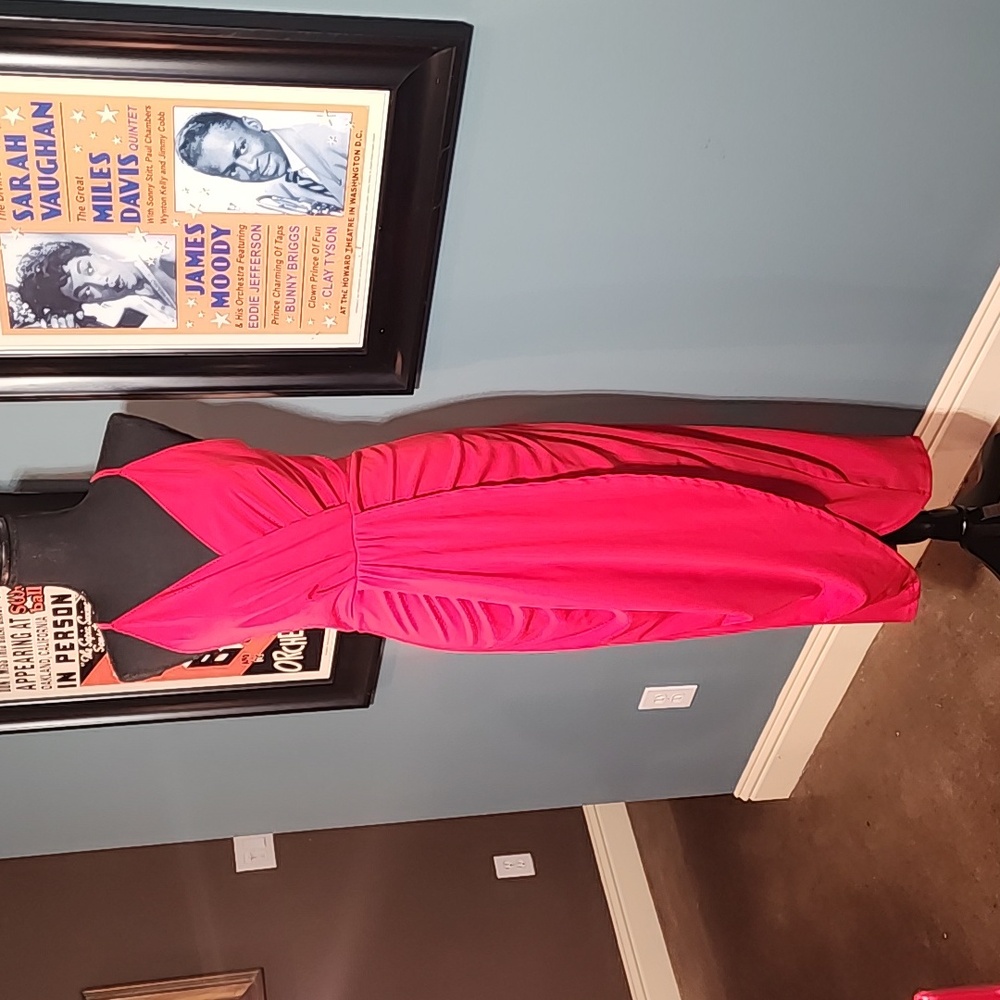 Red Sleeveless Draping Dress